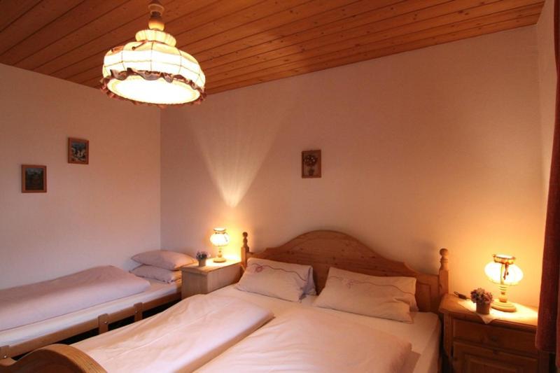 Ferienwohnung Flora Шенау-ам-Кенігсзе Екстер'єр фото