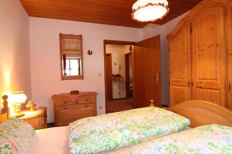 Ferienwohnung Flora Шенау-ам-Кенігсзе Екстер'єр фото